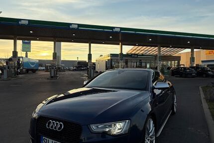 Audi A5 211.000 km 14.500 &euro; Swisttal 53913