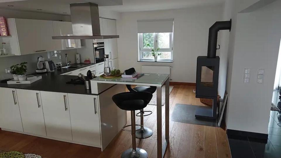 Großzügig geschnittenes Reihenhaus für Paare 3 zimmer