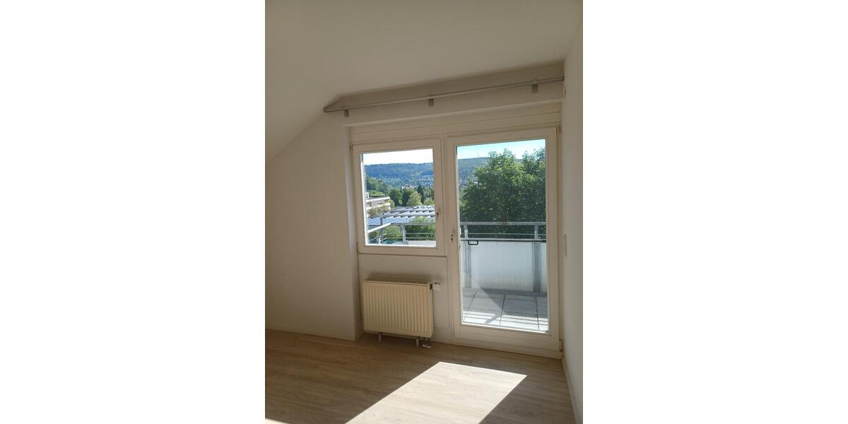 Dachgeschoßwohnung Nagold - 3 Zimmer, 80 m&sup2;, 320.000&euro; | Angebot:26834953