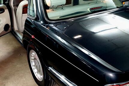 Jaguar Daimler 166.000 km 16.900 &euro; Hamburg 22335