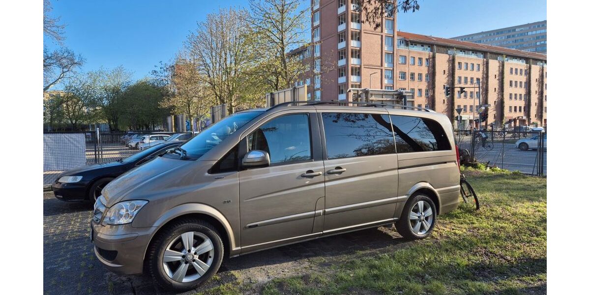 Mercedes-Benz Viano 283.000 km 11.990 &euro; Berlin 12105