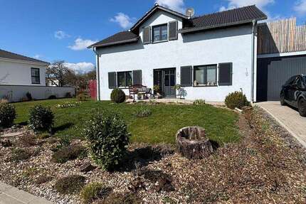 Haus zum Kaufen in Rödental 559.000 € 160 m² 5 zimmer