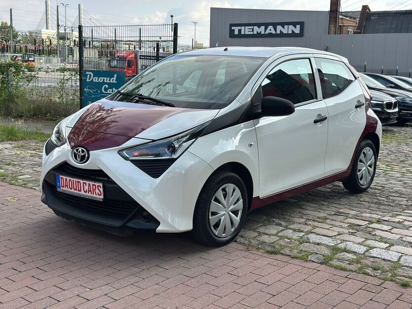 Aygo (X)