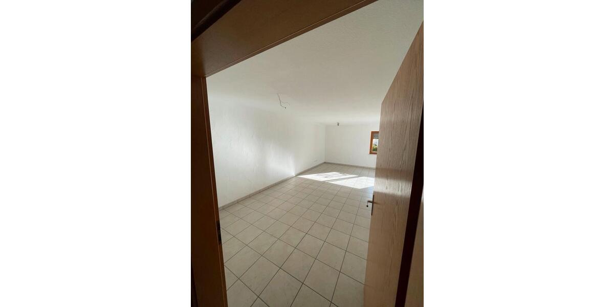 Erdgeschoßwohnung Horb am Neckar - 3 Zimmer, 96 m&sup2;, 229.900&euro; | Angebot:26915549