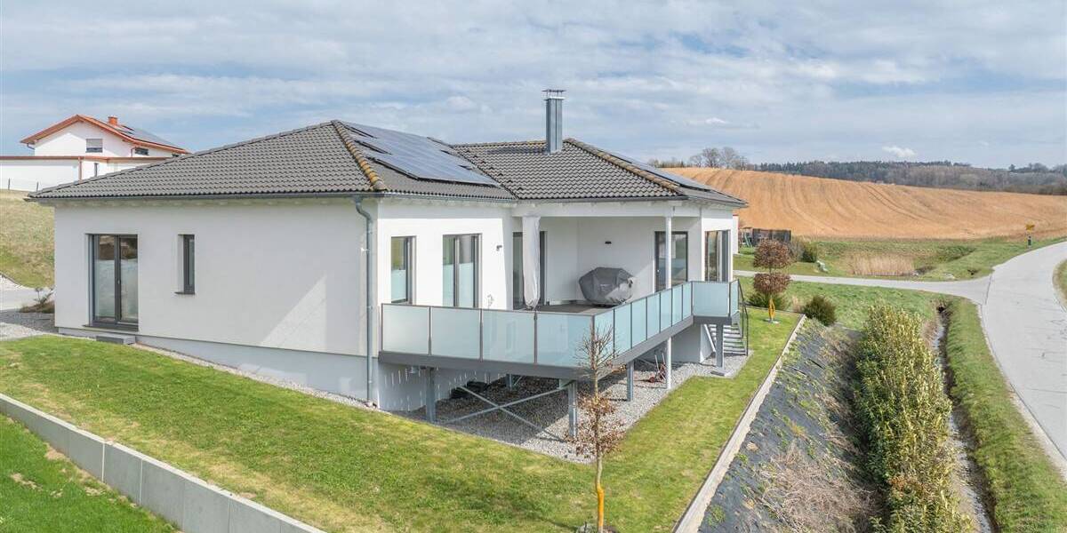 Bungalow Haarbach - 4 Zimmer, 150 m&sup2;, 698.000&euro; | Angebot:25997539