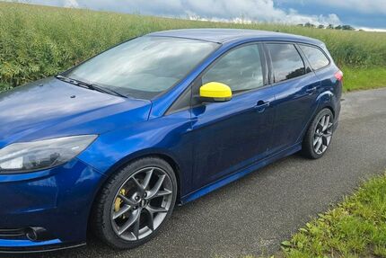 Ford Focus 265.837 km 3.485 &euro; Neuenkirchen 48485