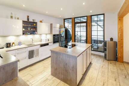 Haus Bad Fallingbostel - 10 Zimmer, 300 m&sup2;, 698.000&euro; | Angebot:26751276