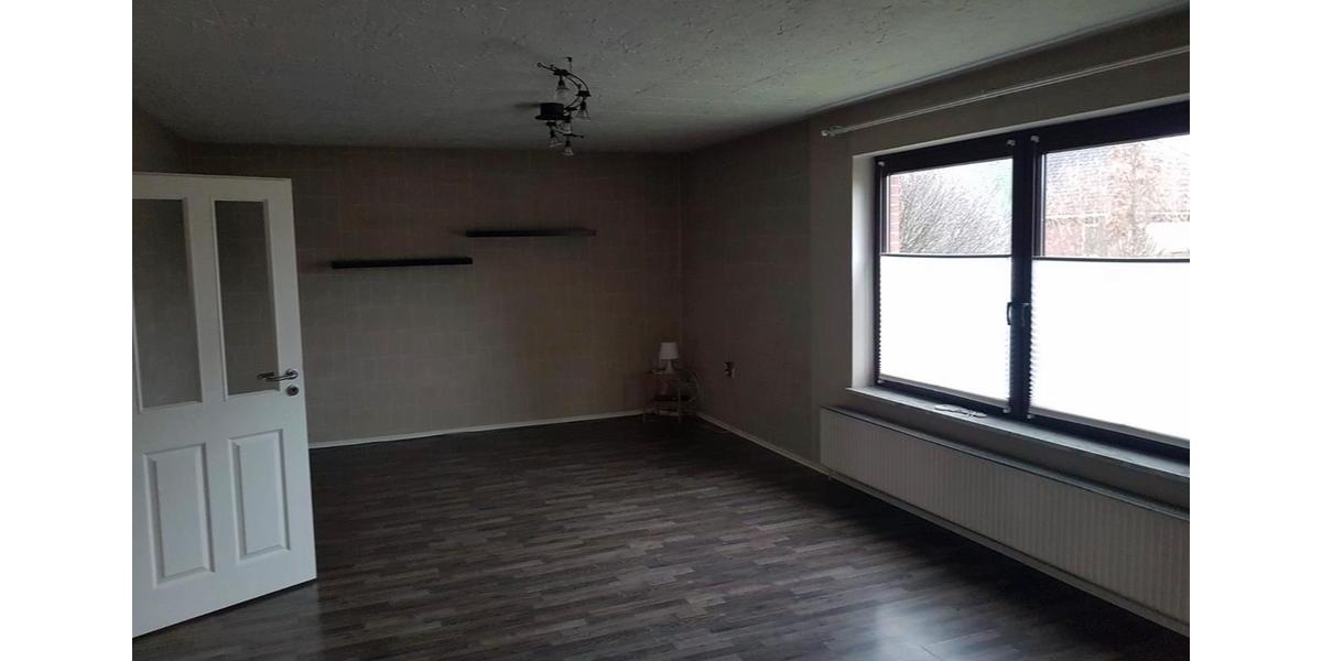 Einfamilienhaus Hamweddel - 5 Zimmer, 140 m&sup2;, 1.800&euro; | Angebot:26382509