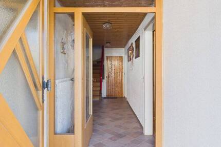 Haus Blumberg Riedböhringen - 9 Zimmer, 149 m&sup2;, 298.000&euro; | Angebot:26366587