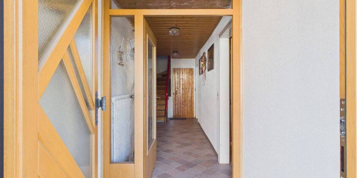 Mehrfamilienhaus, Wohnhaus Blumberg Riedböhringen - 9 Zimmer, 149 m&sup2;, 298.000&euro; | Angebot:26366587
