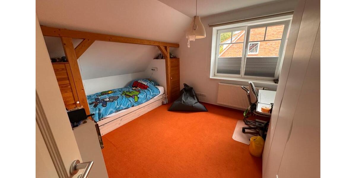 Doppelhaushälfte Ratekau - 6 Zimmer, 140 m&sup2;, 570.000&euro; | Angebot:27293684