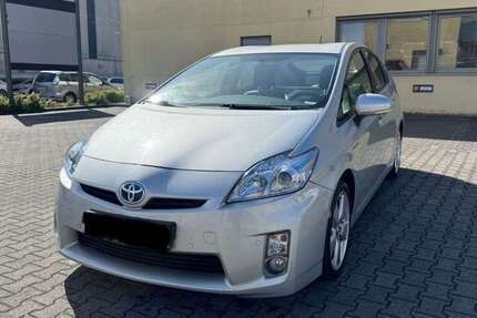 Toyota Prius 185.000 km 9.000 &euro; Essen 45143