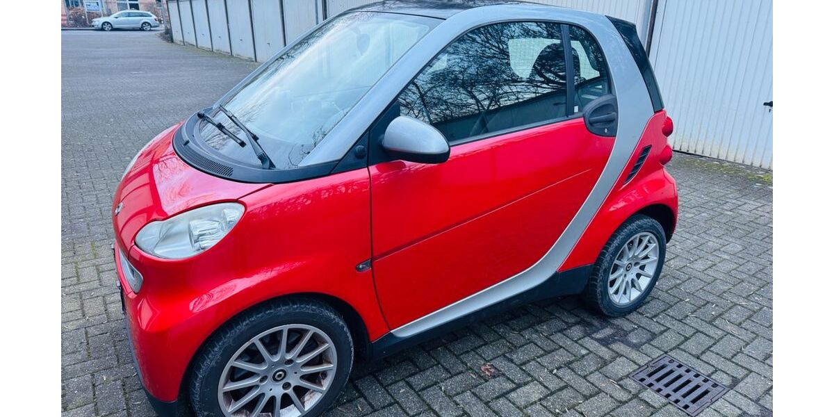 Smart ForTwo 100.142 km 3.800 &euro; Düsseldorf 40229