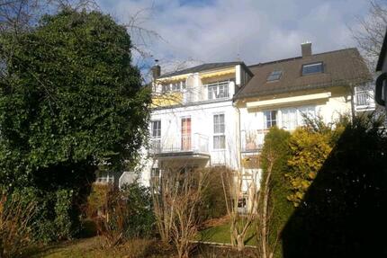 34 Zimmer Wohnung, Bestlage Waldtrudering, unrenoviert