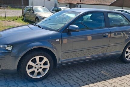 Audi A3 208.000 km 2.490 &euro; Wackersdorf 92442