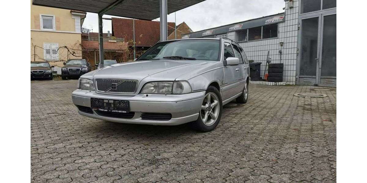 Volvo V70 289.000 km 1.700 &euro; Lahr 77933