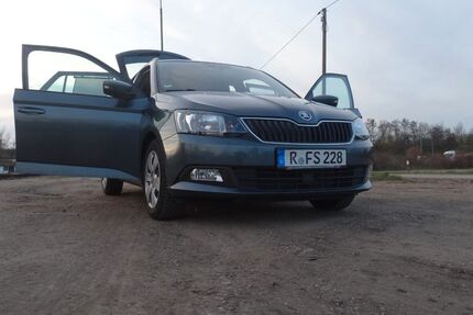 Skoda Fabia 112.000 km 8.072 &euro; Regensburg 93053