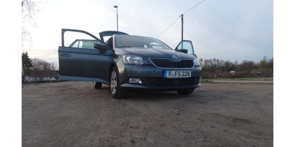 Skoda Fabia 112.000 km 8.072 &euro; Regensburg 93053