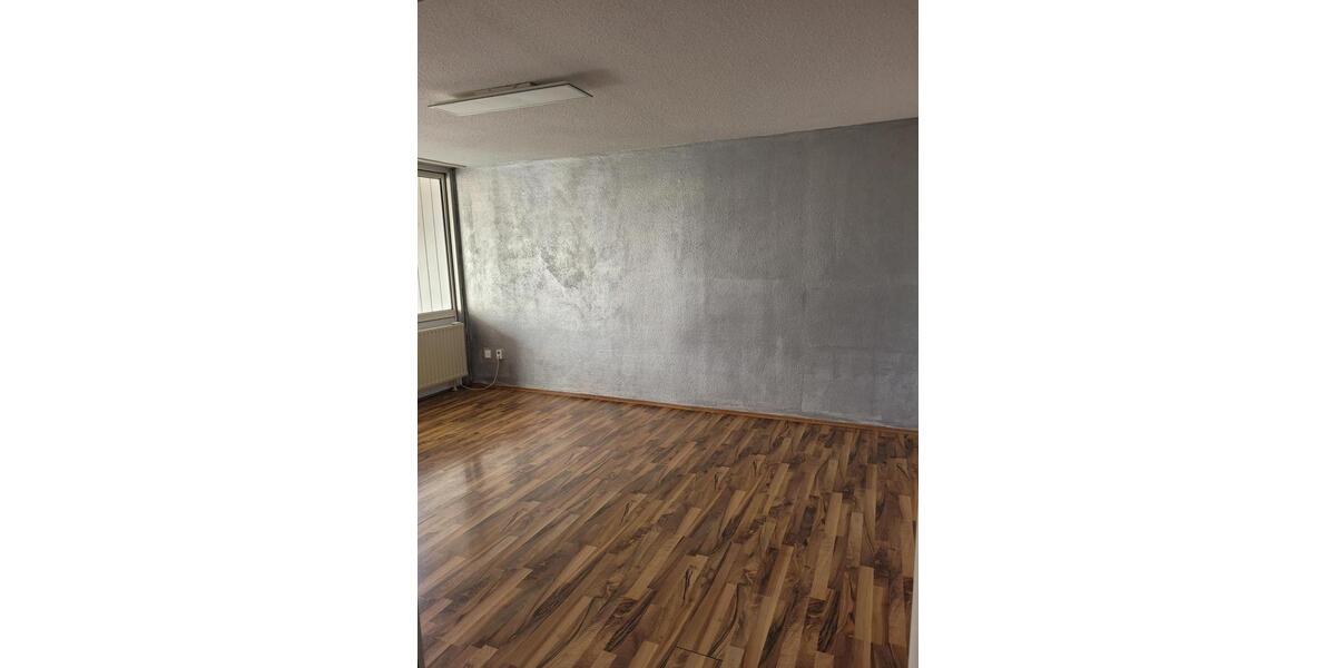 Etagenwohnung Ludwigshafen am Rhein Ludwigshafen-Hemshof - 4 Zimmer, 81 m&sup2;, 240.000&euro; | Angebot:25902085