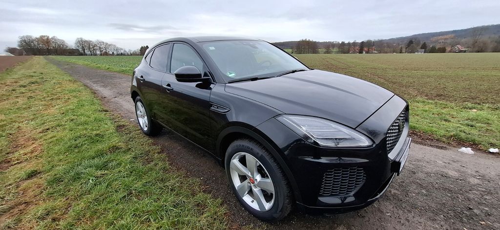Jaguar E-Pace 147.400 km 16.500 &euro; Bad Salzuflen 32107