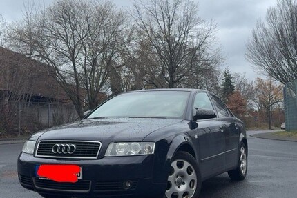 Audi A4 170.000 km 2.700 &euro; Bonn 53111