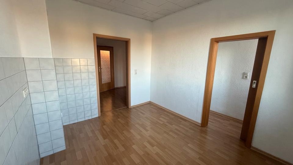 Etagenwohnung Sömmerda - 2 Zimmer, 65 m&sup2;, 649&euro; | Angebot:26409188