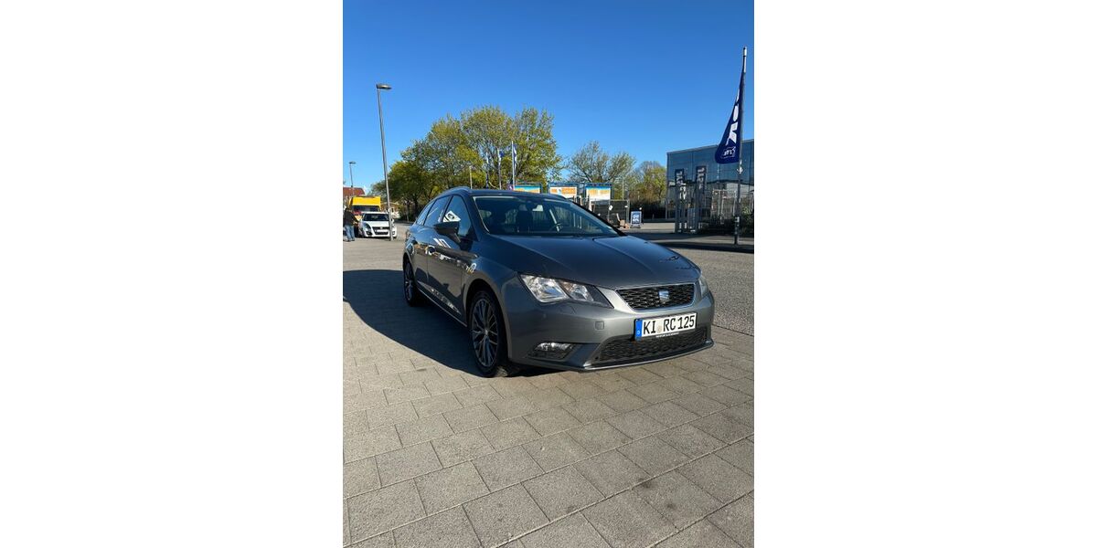Seat Leon 144.621 km 8.900 &euro; Kiel 24113