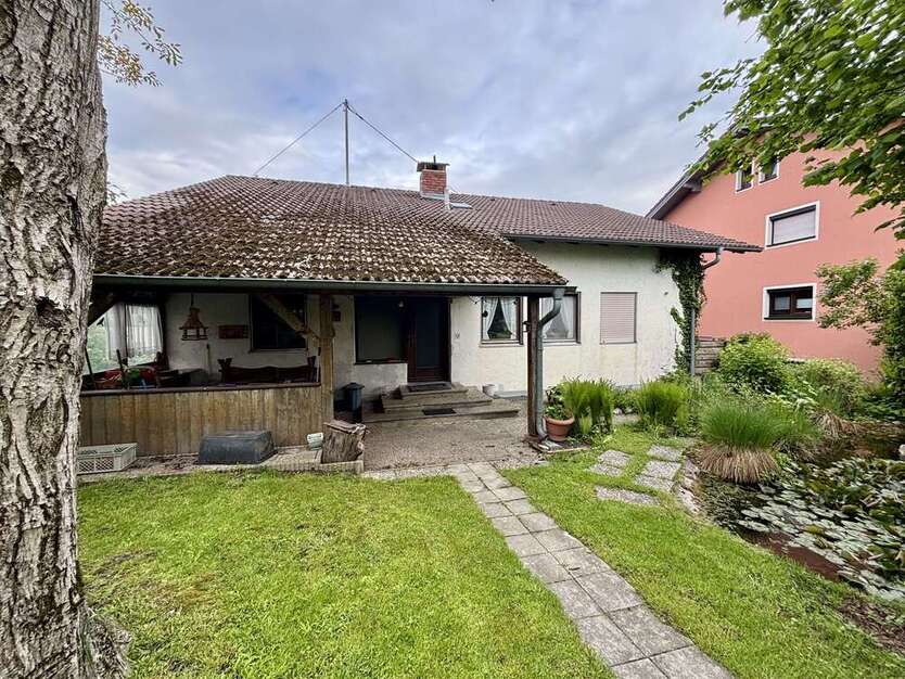 Haus zum Kaufen in Rosenheim 739.400 € 158 m² 7 zimmer