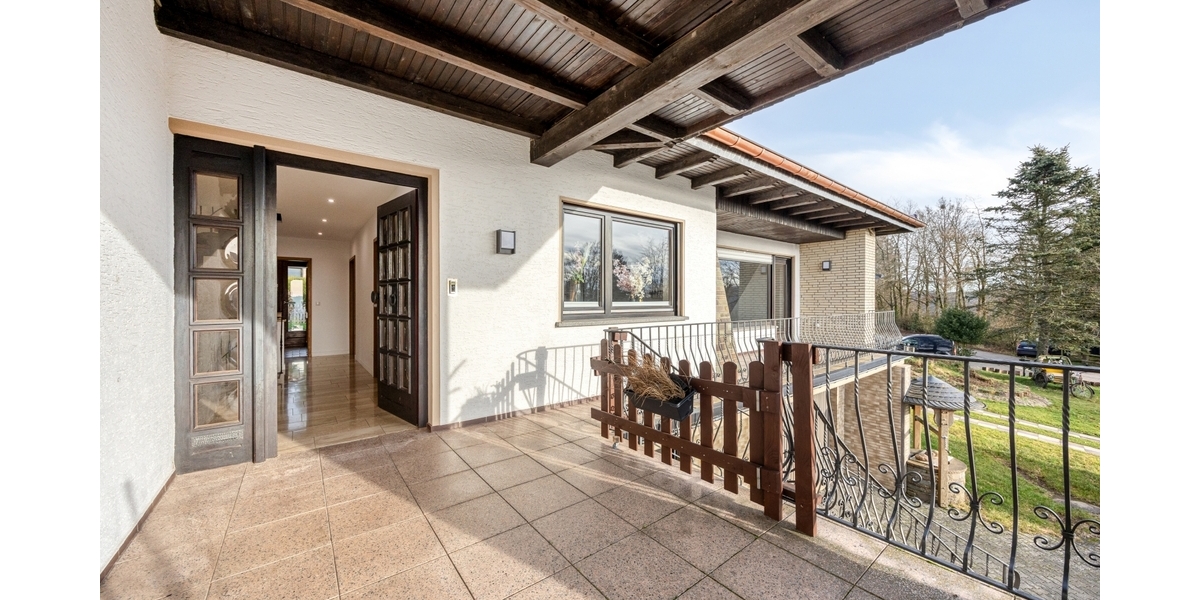 Ländliche Idylle trifft Komfort – Freistehendes Einfamilienhaus mit Einliegerwohnung in Hellenthal - Einfamilienhaus Hellenthal | Angebot:24534923