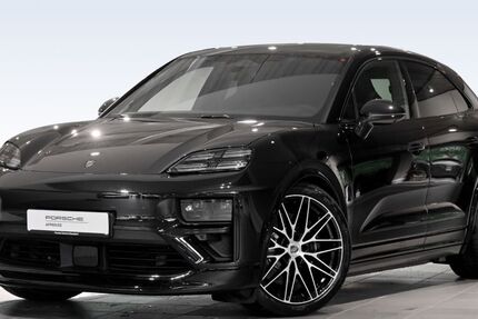 Porsche Macan 9.900 km 111.790 &euro; Düsseldorf 40468