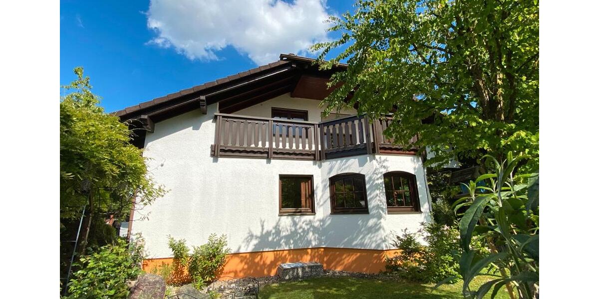 Einfamilienhaus Lauingen (Donau) - 9 Zimmer, 217 m&sup2;, 685.000&euro; | Angebot:27096363