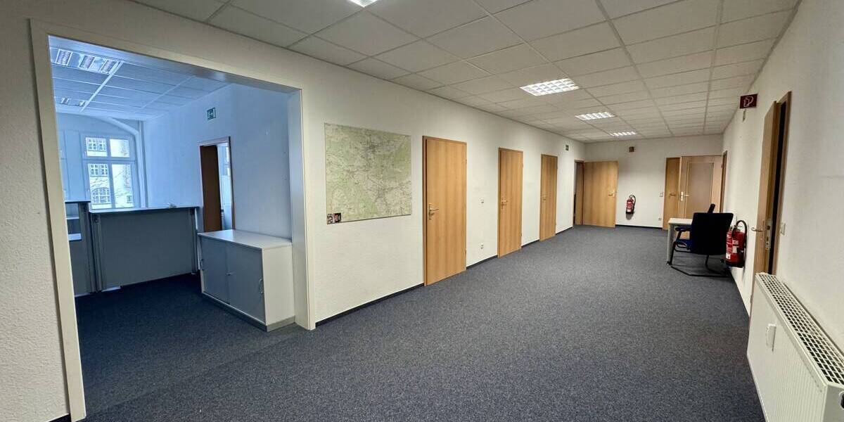 Gewerbeobjekt Rudolstadt Zentrum - 7 Zimmer, 194 m&sup2;, 1.462&euro; | Angebot:26273713