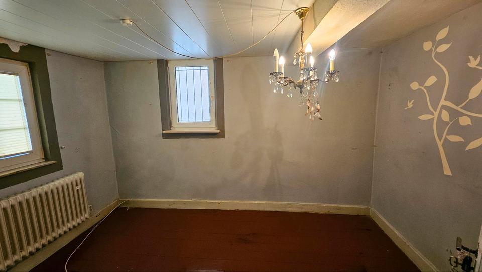 Einfamilienhaus Alsfeld - 3 Zimmer, 90 m&sup2;, 65.000&euro; | Angebot:26950126