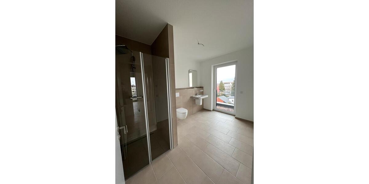 Einfamilienhaus Lübbecke - 3 Zimmer, 106 m&sup2;, 1.100&euro; | Angebot:25375364