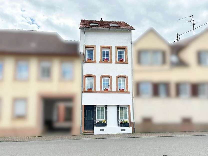 Haus zum Mieten in Maikammer 820 € 90 m²