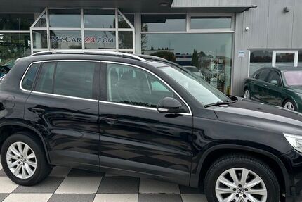 VW Tiguan 161.800 km 9.800 &euro; Bad Oldesloe 23843
