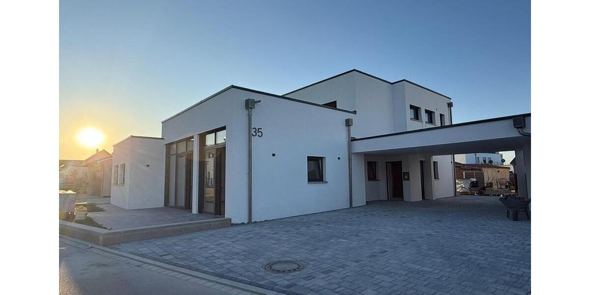 Etagenwohnung Wallersdorf - 3 Zimmer, 130 m&sup2;, 1.500&euro; | Angebot:26413769