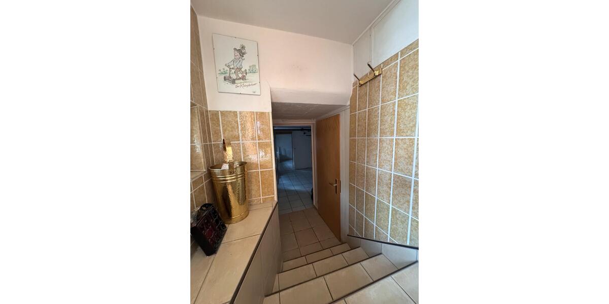 Doppelhaushälfte Wiesbaden Schierstein - 2 Zimmer, 85 m&sup2;, 1.500&euro; | Angebot:26035821