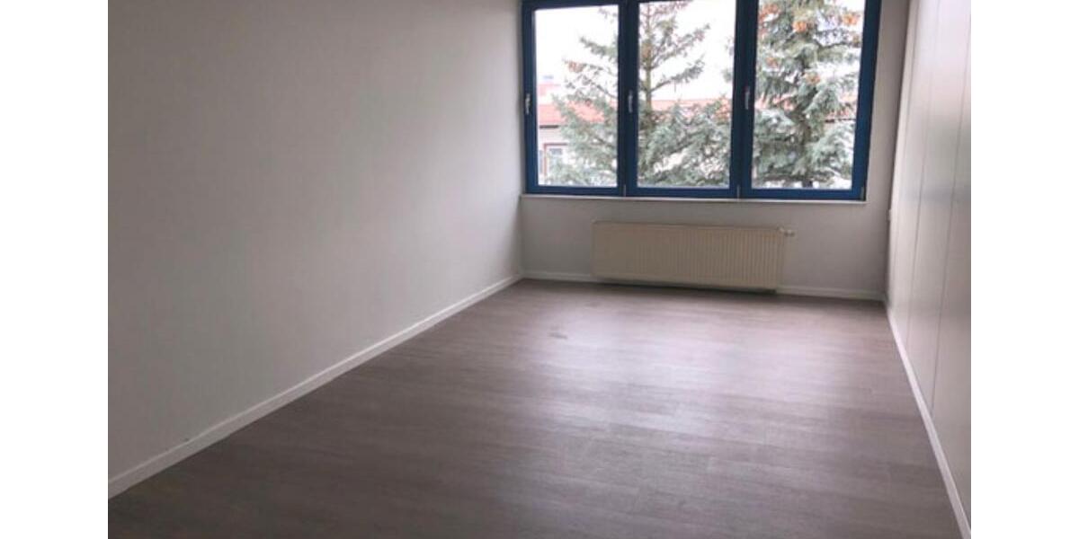 Nahe der Autobahn! - Helles Büro mit perfekter Aufteilung in Kesselsdorf! zimmer