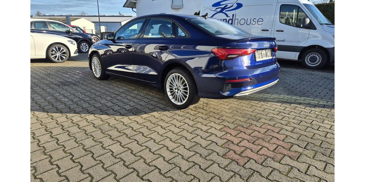 Audi A3 35 TDI advanced Rückfahrkamera, Virtual Cockpit 111.100 km 19.990 &euro; Rodgau 63110