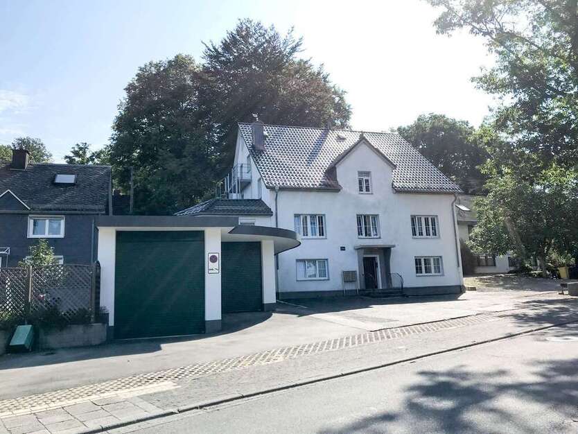 Haus zum Kaufen in Siegen 1.049.000 € 370 m²