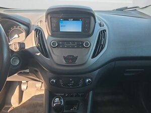 Ford Transit Courier Trend*neuer Motor*PDC*Sitzheizun 95.800 km 11.890 &euro; Nidderau 61130