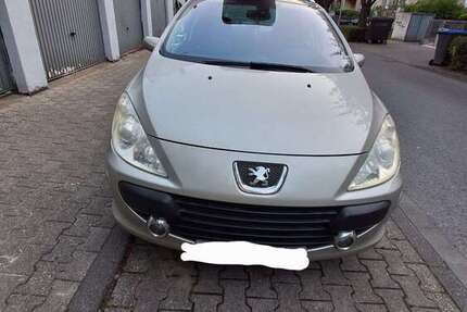 Peugeot 307 355.000 km 2.300 € Aachen 52070