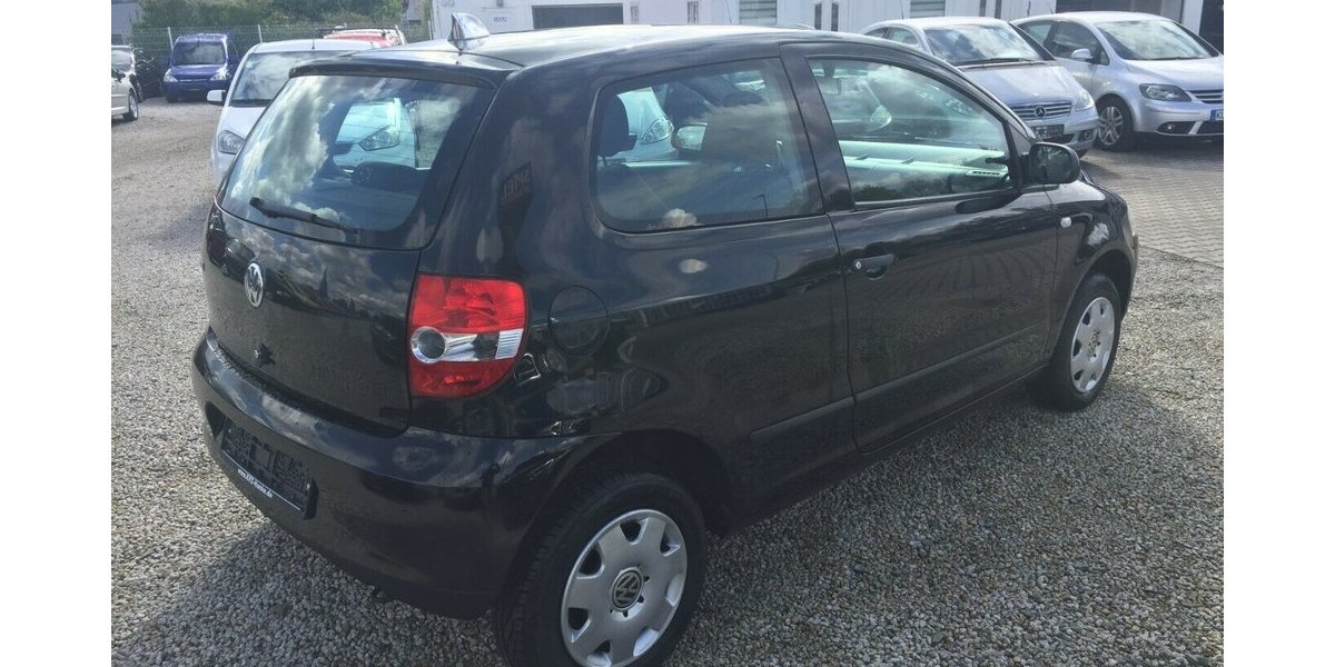VW Fox Basis,Servol,Radio-CD,Tüv 01/28! 150.000 km 2.999 &euro; Himmelkron 95502