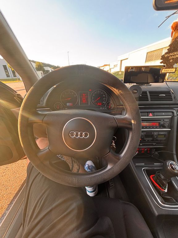 Audi A4 184.000 km 4.000 € Albstadt 72461