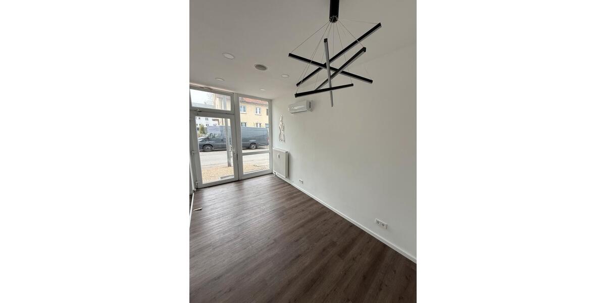 Gewerbeobjekt Leonberg - 1.075&euro; | Angebot:26146242