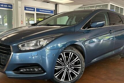 Hyundai i40 159.000 km 10.990 € Hamm 59067