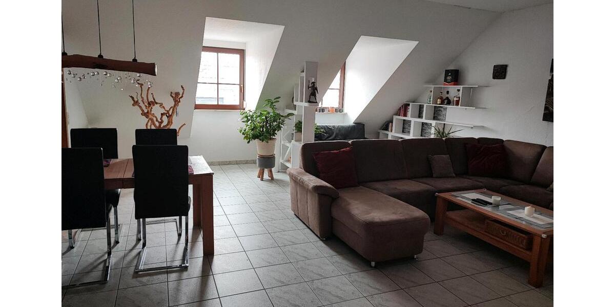 Dachgeschoßwohnung Klingenberg am Main - 3 Zimmer, 85 m&sup2;, 230.000&euro; | Angebot:26162611