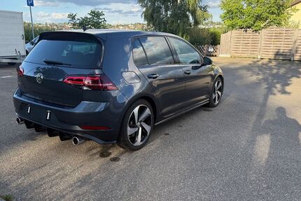 VW Golf 135.000 km 18.200 € Remseck am Neckar 71686