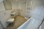 Mit Weitblick! 2,5 Raum DG Wohnung mit offener Küche im Wohnzimmer. Modernes Bad mit Wanne! - Dachgeschoßwohnung Gera Alt-Bieblach | Angebot:26248794